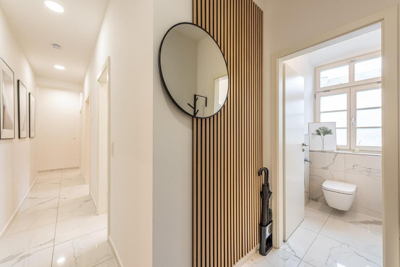 Vivid Luxury Apartment Ludwigsburg - Bluehendes Barock-Forum-Schloss-Modern ภายนอก รูปภาพ